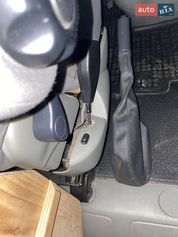 Минивэн Opel Vivaro 2010 в Черновцах