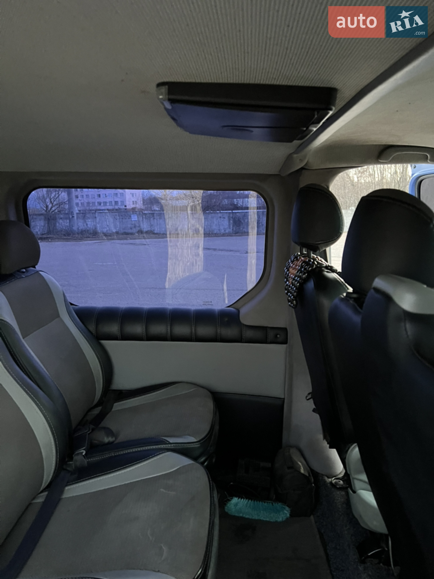 2010 Opel Vivaro - мініатюра 4