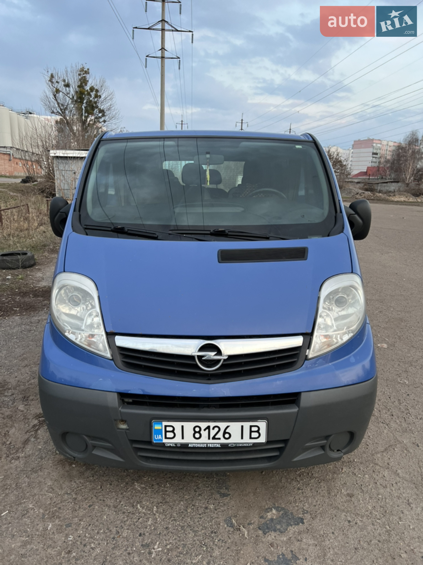 2010 Opel Vivaro - мініатюра 2