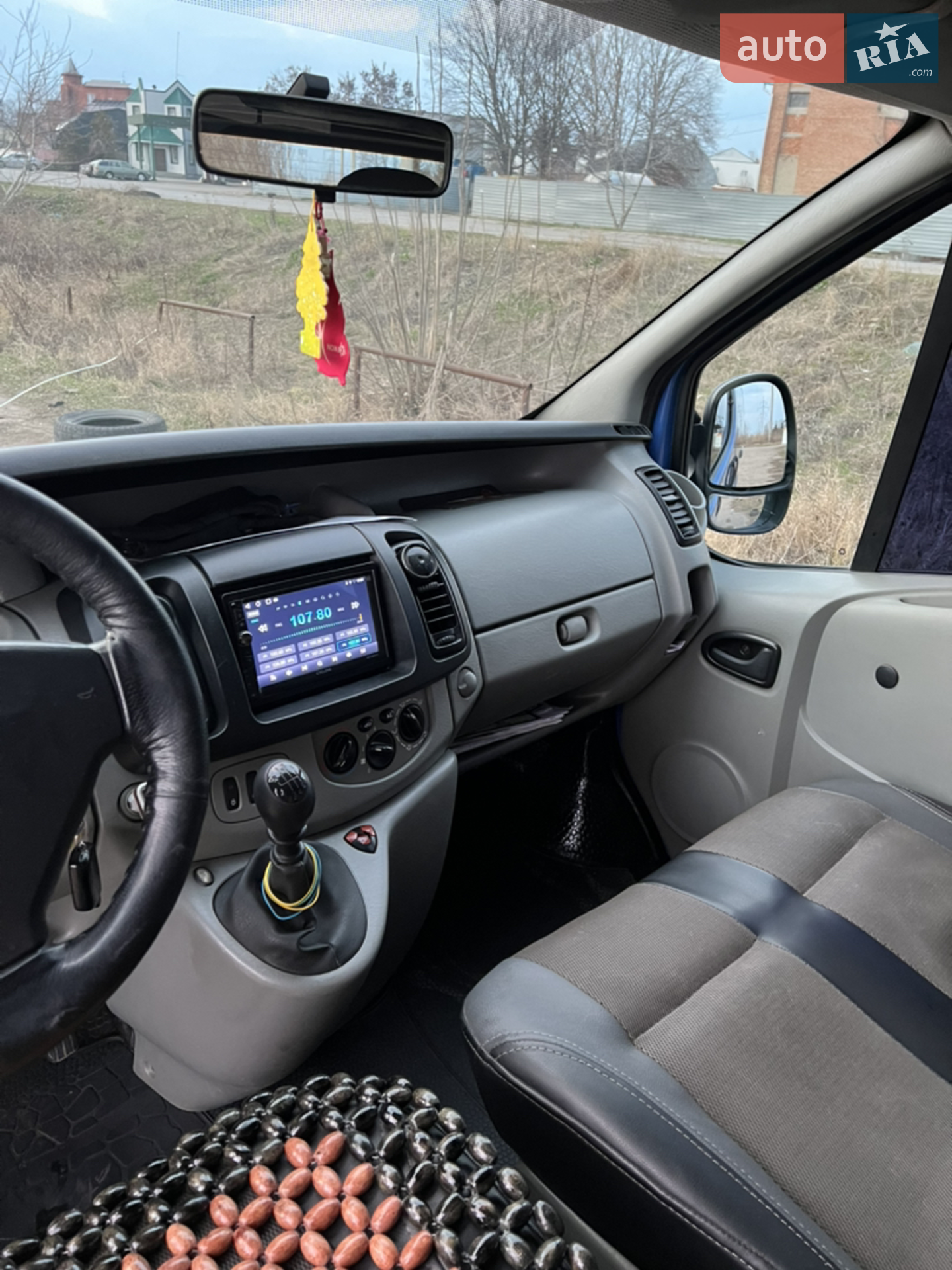 2010 Opel Vivaro - мініатюра 12