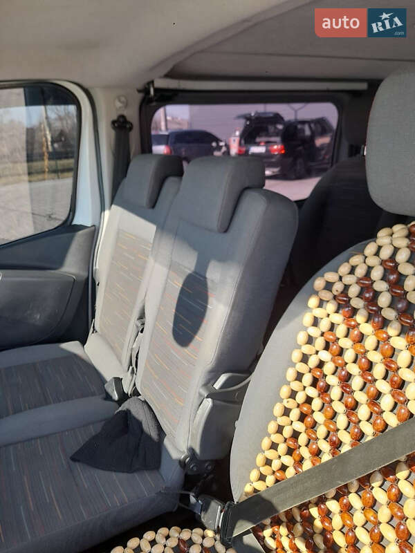 Минивэн Opel Vivaro 2014 в Звягеле