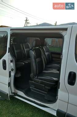 Минивэн Opel Vivaro 2012 в 
