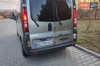 Минивэн Opel Vivaro 2007 в 