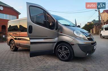 Минивэн Opel Vivaro 2007 в 