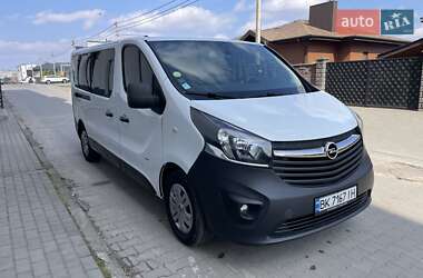 Минивэн Opel Vivaro 2016 в Ровно