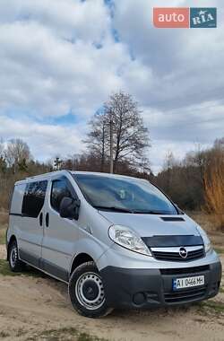 Минивэн Opel Vivaro 2013 в 