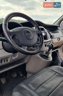 Минивэн Opel Vivaro 2013 в 