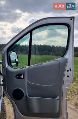 Минивэн Opel Vivaro 2013 в 