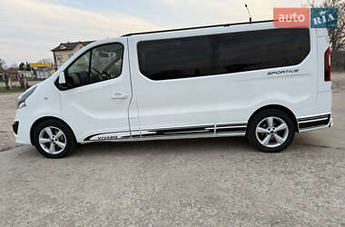 Минивэн Opel Vivaro 2017 в 