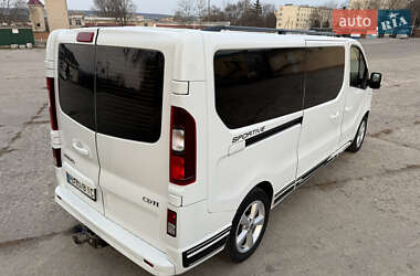 Минивэн Opel Vivaro 2017 в 