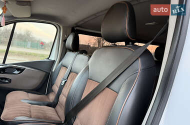 Минивэн Opel Vivaro 2017 в 