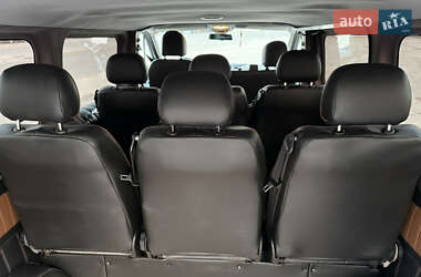 Минивэн Opel Vivaro 2017 в 