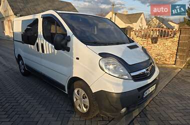 Минивэн Opel Vivaro 2012 в 