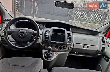 Минивэн Opel Vivaro 2011 в 