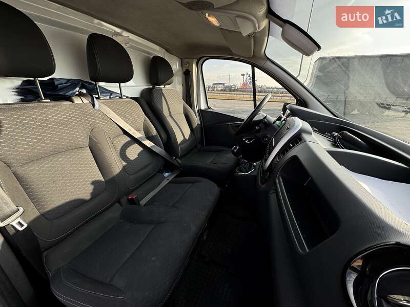 Грузовой фургон Opel Vivaro 2014 в Львове фото 9 Грузовой фургон Opel Vivaro 2014 в Львове