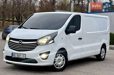 Грузовой фургон Opel Vivaro 2015 в 