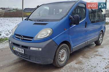 Минивэн Opel Vivaro 2004 в 