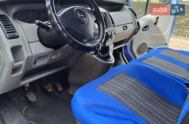 Минивэн Opel Vivaro 2004 в 
