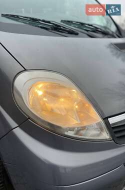 Минивэн Opel Vivaro 2013 в 