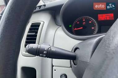 Минивэн Opel Vivaro 2013 в 