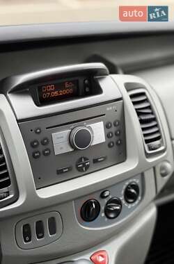 Минивэн Opel Vivaro 2008 в 