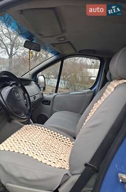 Минивэн Opel Vivaro 2006 в 