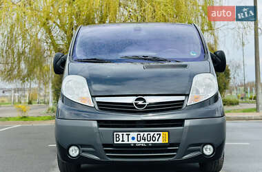 Минивэн Opel Vivaro 2013 в 