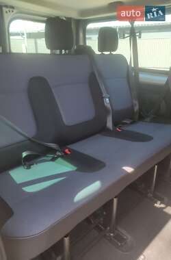 Минивэн Opel Vivaro 2015 в 