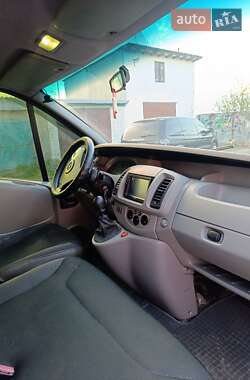 Мінівен Opel Vivaro 2005 в 