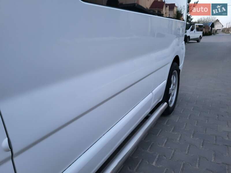 Минивэн Opel Vivaro 2007 в Хмельницком