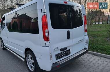 Минивэн Opel Vivaro 2007 в 