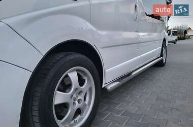 Минивэн Opel Vivaro 2007 в 