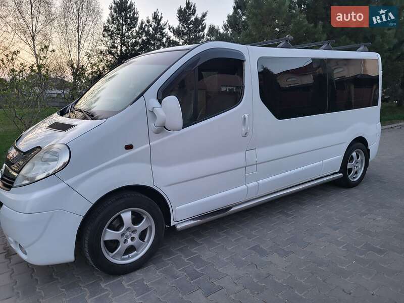 Минивэн Opel Vivaro 2007 в Хмельницком