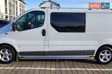 Минивэн Opel Vivaro 2011 в 