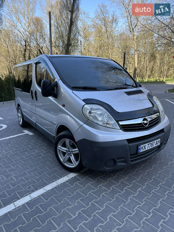 Opel Vivaro 2007