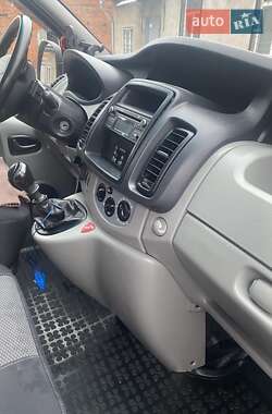 Мінівен Opel Vivaro 2014 в 