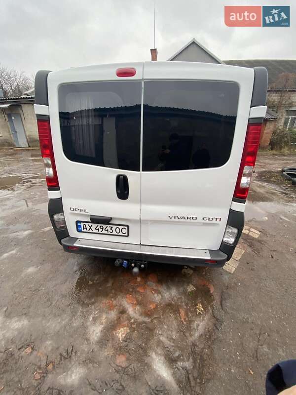 Минивэн Opel Vivaro 2014 в Харькове