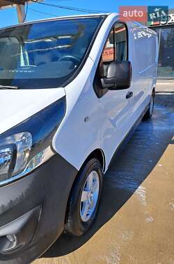 Грузовой фургон Opel Vivaro 2015 в 
