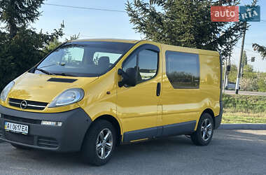 Минивэн Opel Vivaro 2004 в 