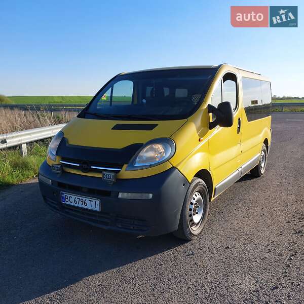 Opel Vivaro 2004