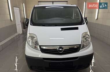 Мінівен Opel Vivaro 2014 в Умані