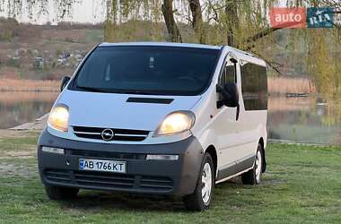 Минивэн Opel Vivaro 2003 в 