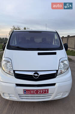 Грузовой фургон Opel Vivaro 2014 в 