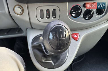 Грузовой фургон Opel Vivaro 2014 в 