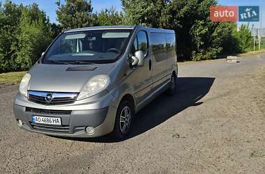 Минивэн Opel Vivaro 2011 в Чопе