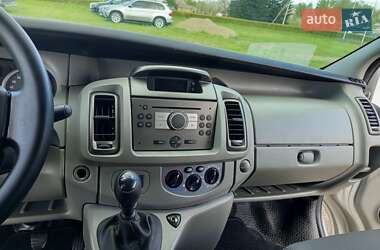 Минивэн Opel Vivaro 2009 в 
