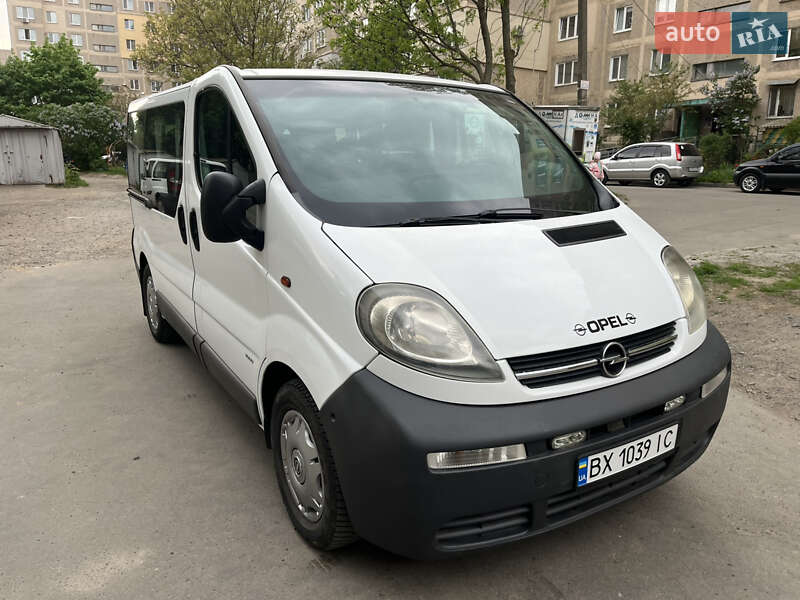 Opel Vivaro 2005