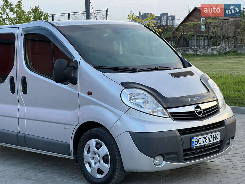 Минивэн Opel Vivaro 2012 в Здолбунове