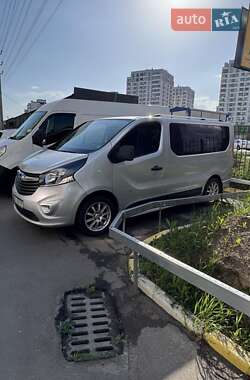 Мінівен Opel Vivaro 2015 в Вишневому