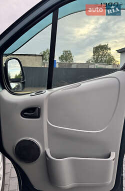 Минивэн Opel Vivaro 2005 в 